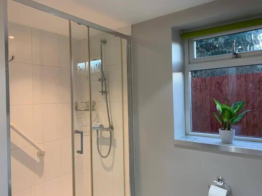 Apartamento Self Contained - Own Entrance High Wycombe Exterior foto